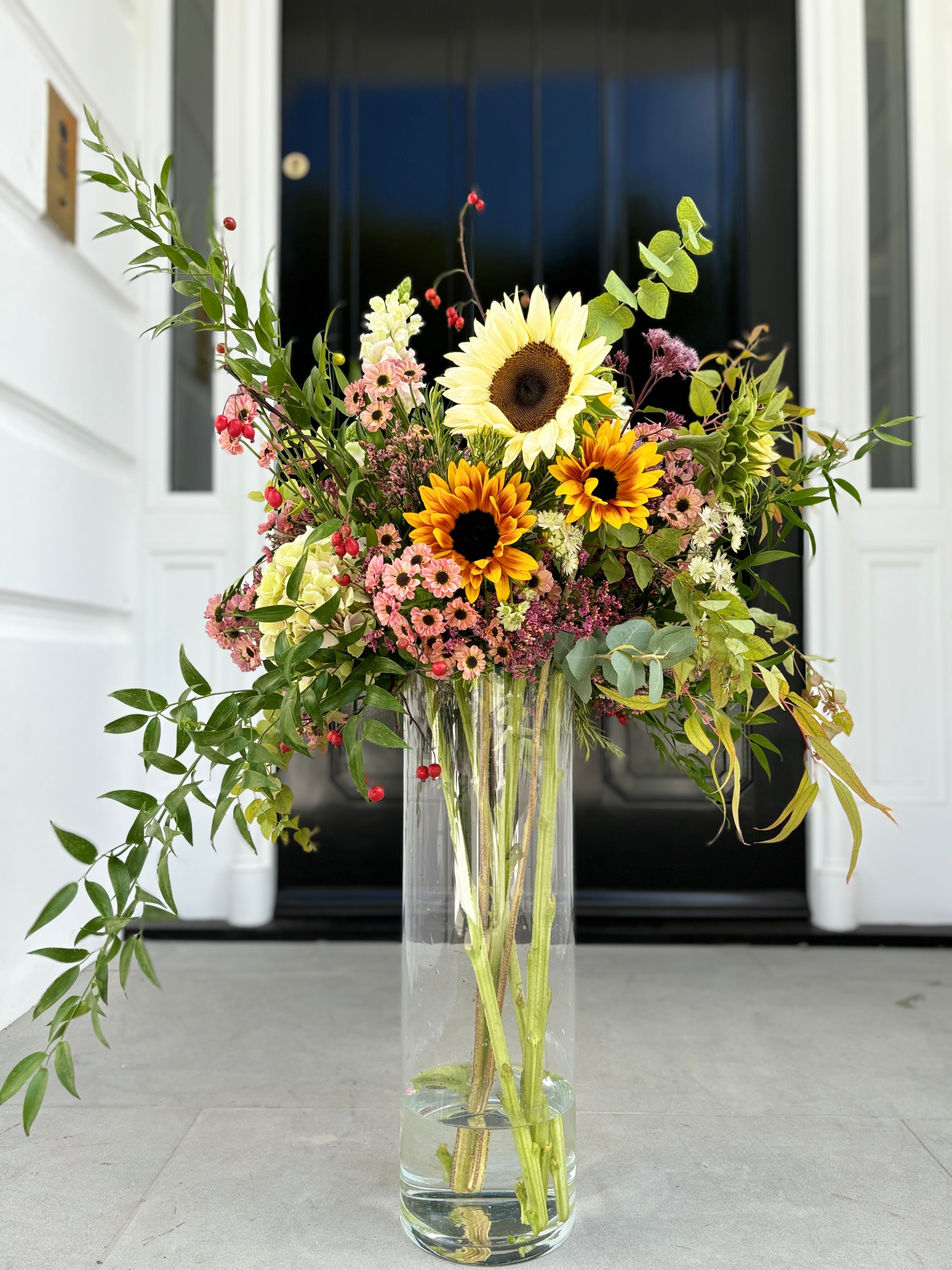 Extra Grand Flower Arrangements
