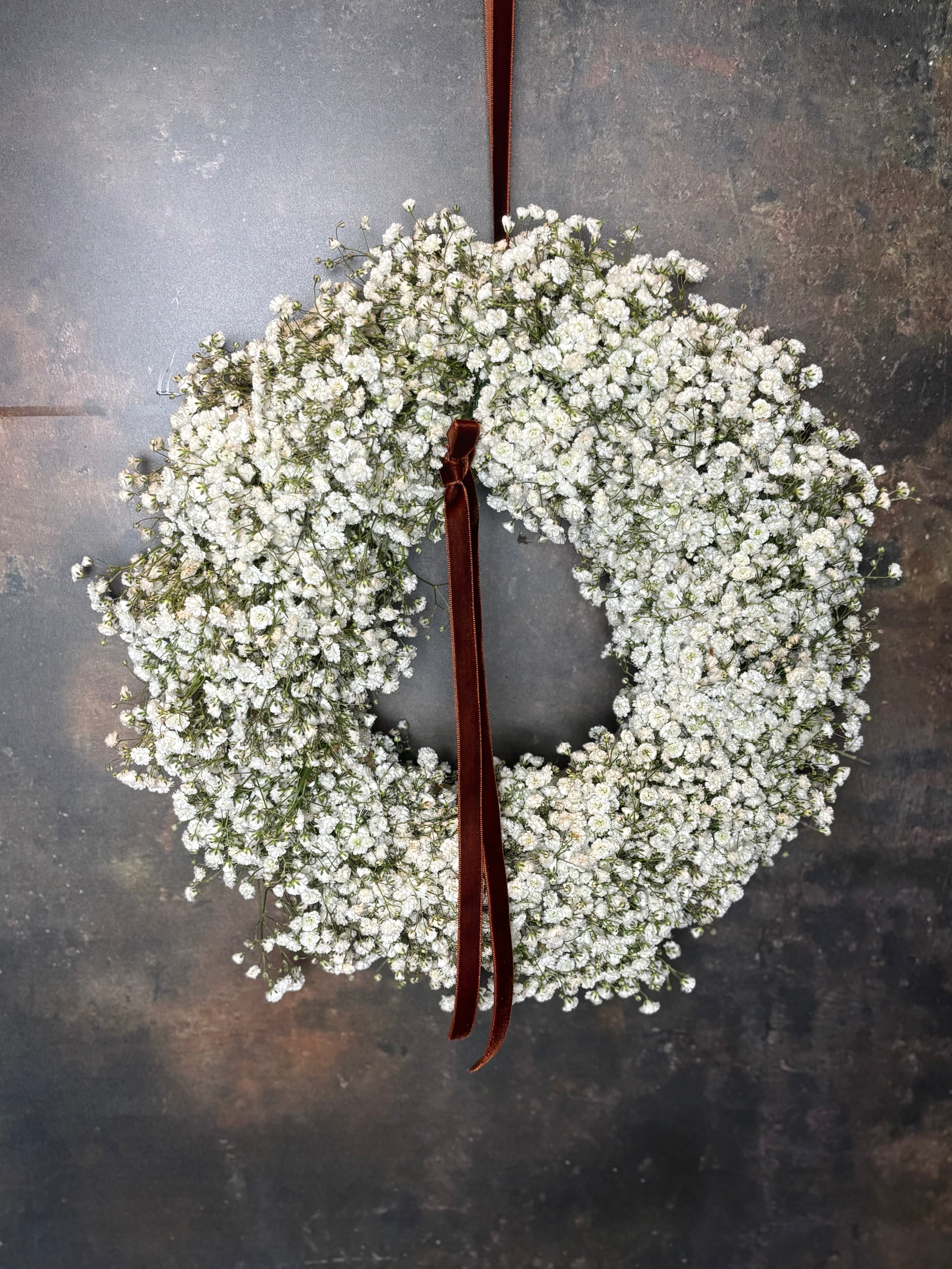 Gypsophila Christmas Wreath